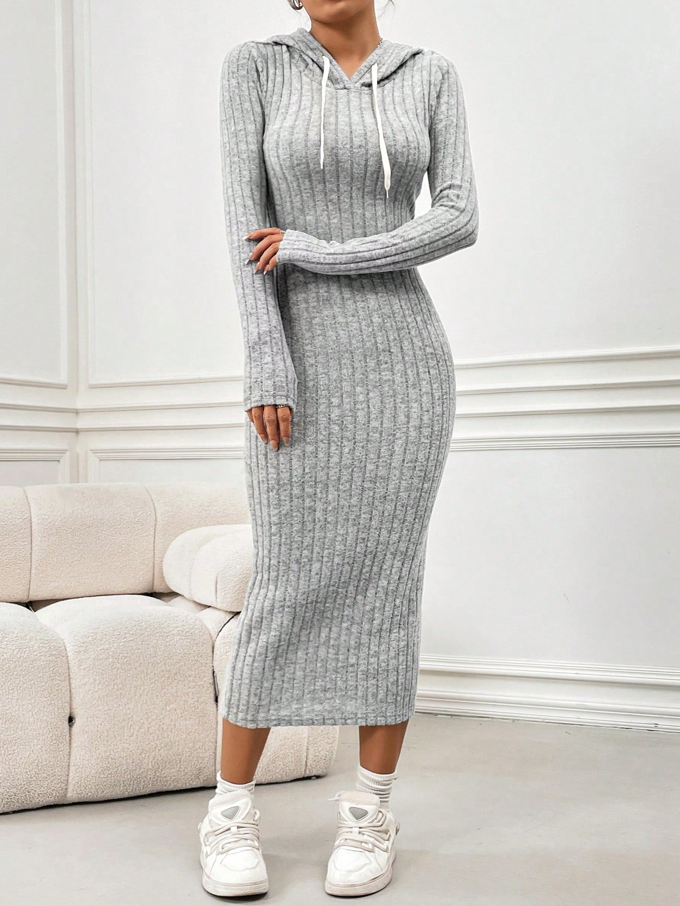 Rochie Tricot cu Glugă pentru Femei 2026