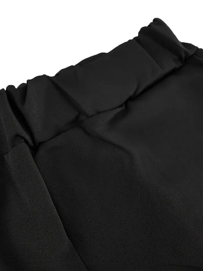 Costum tip sacou și pantaloni pentru femei