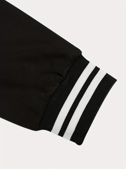 Costum tip sacou și pantaloni pentru femei